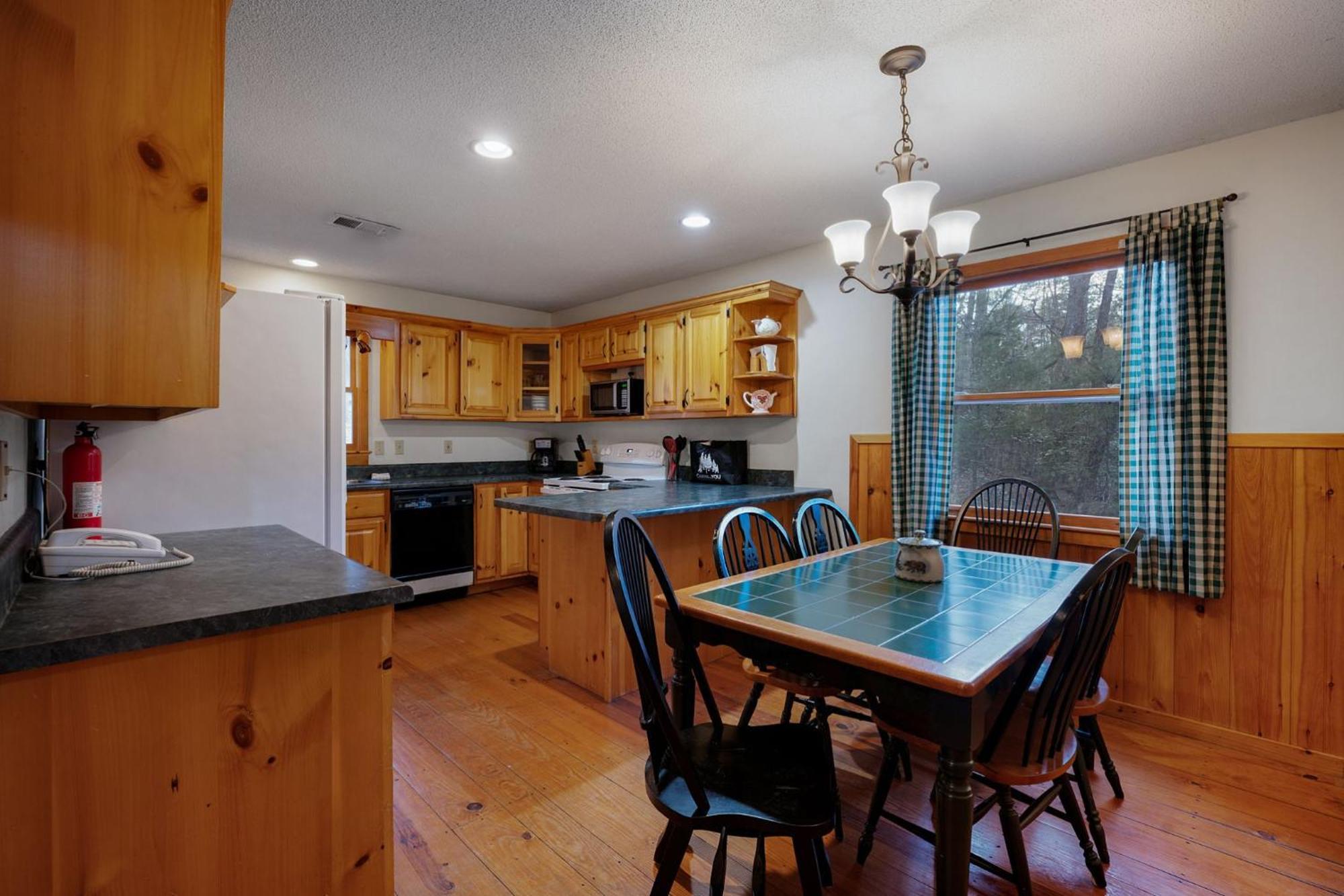 Вилла Peaceful Living Minutes From Blue Ridge Hot Tub Pool Table Экстерьер фото